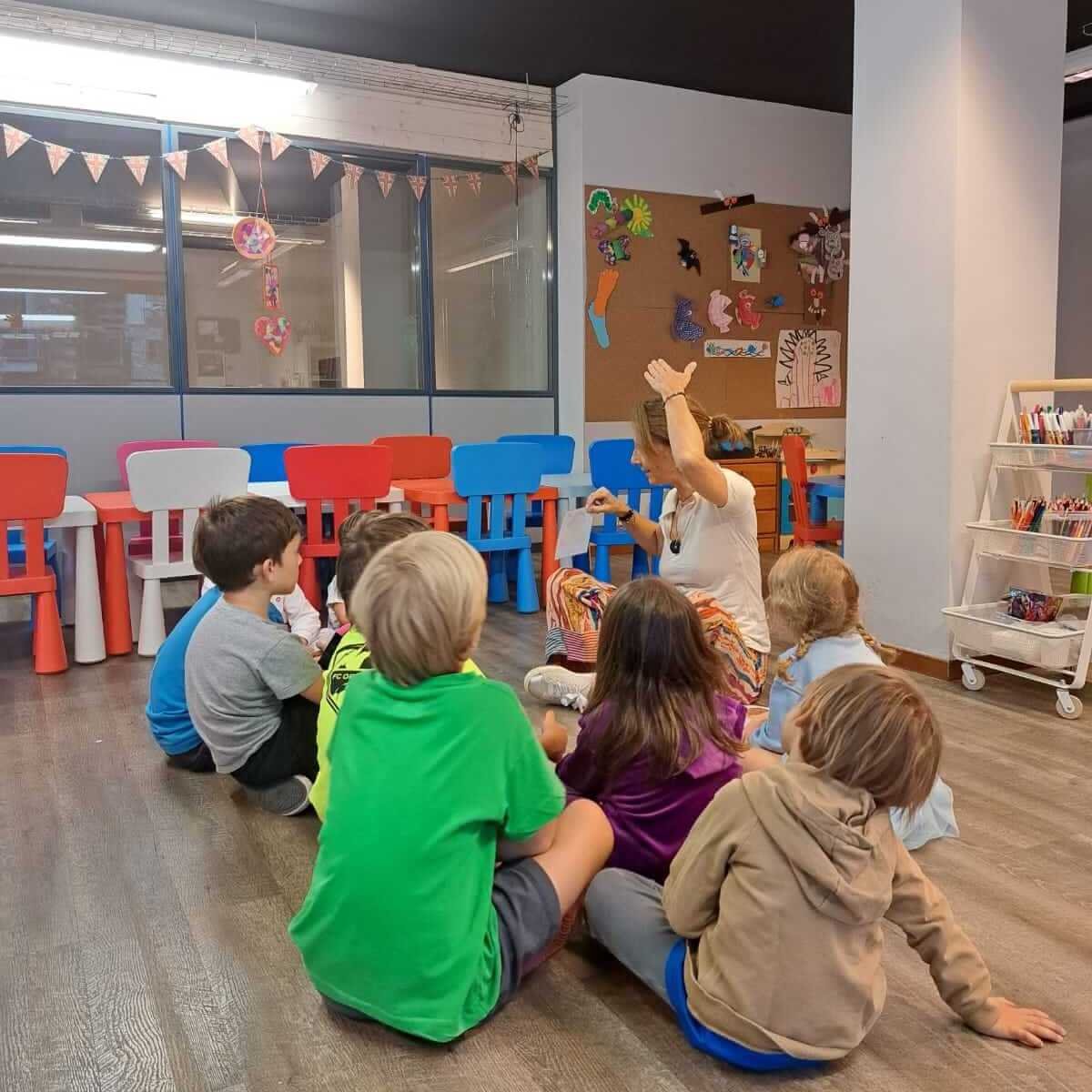 children-group-square